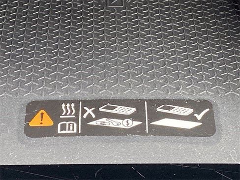 Certified 2025 Chevrolet Traverse LT image 17