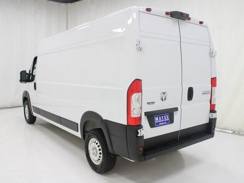 Used 2025 RAM ProMaster 2500 w/ Storage Group image 19