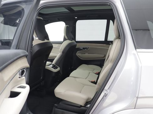 Used 2026 Volvo XC90 B6 Plus AWD/4WD image 14