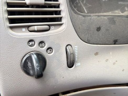 Used 1995 Ford Ranger XLT image 16