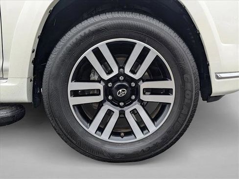Used 2019 Toyota 4Runner Limited image 22