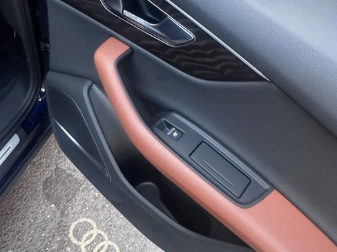 Used 2021 Audi Q7 3.0T Premium Plus w/ Premium Plus Package image 18