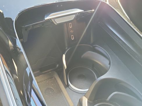 Certified 2025 Mercedes-Benz GLC 300 image 15