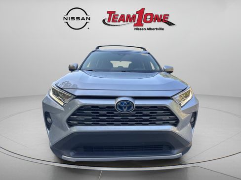 Used 2021 Toyota RAV4 Limited AWD/4WD image 2