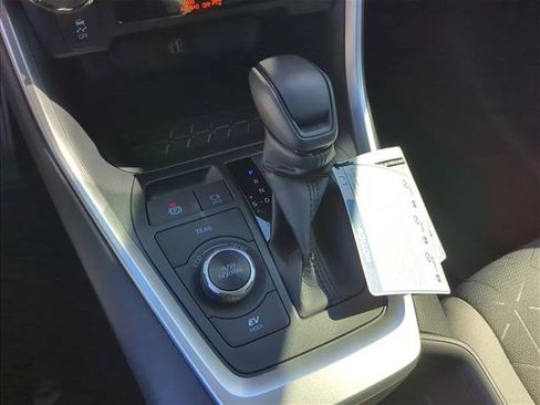 New 2025 Toyota RAV4 XLE image 22