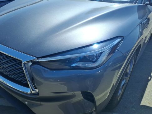 Used 2019 INFINITI QX50 Essential w/ Sensory Package FWD image 2