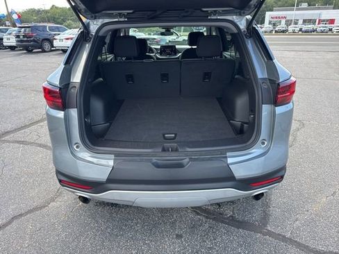 Used 2025 Chevrolet Blazer LT AWD/4WD image 23