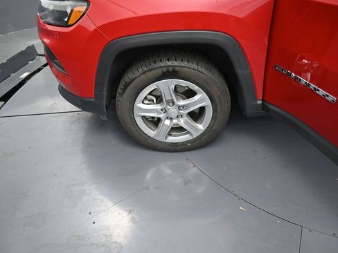 Used 2024 Jeep Compass Latitude w/ Altitude Special Edition image 14