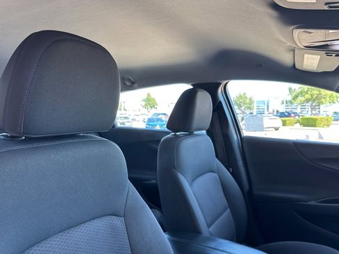 Used 2018 Chevrolet Malibu LT image 15