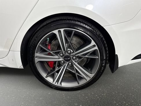 Certified 2025 Genesis G70 3.3T Advanced w/ Sport Prestige Package image 33