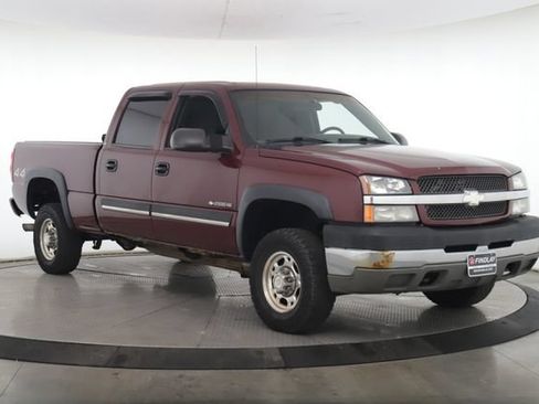 Used 2003 Chevrolet Silverado 2500 LS AWD/4WD image 2
