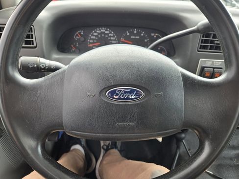 Used 2004 Ford F350 XL image 16