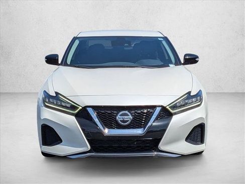 Used 2022 Nissan Maxima SV w/ Floor Mat Group FWD image 2