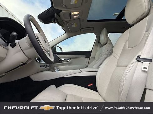 Used 2023 Volvo S90 B6 Ultimate image 30