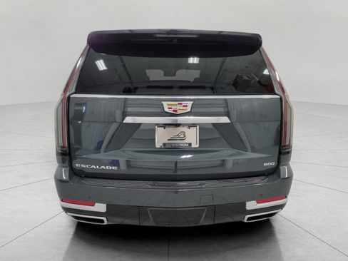 Used 2025 Cadillac Escalade Luxury w/ LPO, Floor Liner Package AWD/4WD image 27