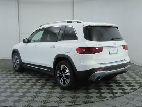 Certified 2025 Mercedes-Benz GLB 250 image 7