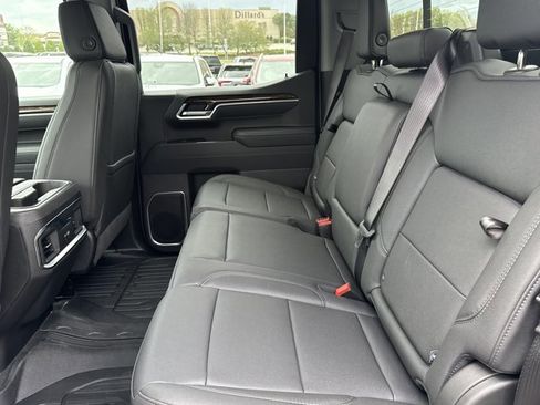 New 2026 GMC Sierra 1500 Elevation w/ Elevation Premium Package image 6