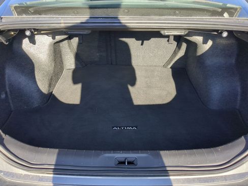 Used 2024 Nissan Altima 2.5 SV image 30