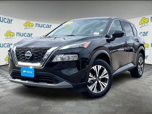 Used 2023 Nissan Rogue SV image 3