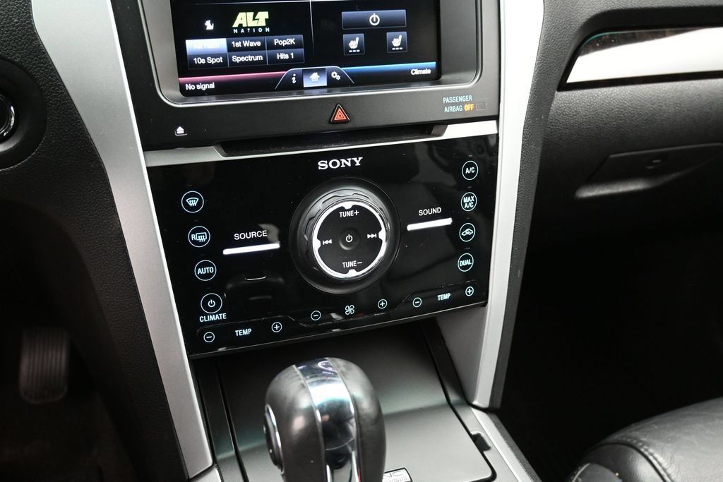 Used 2013 Ford Explorer Limited AWD/4WD image 16