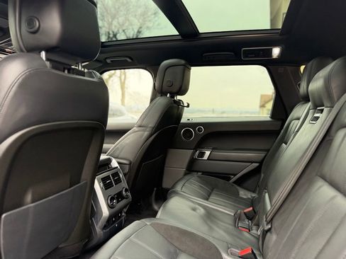 Used 2020 Land Rover Range Rover Sport HST image 21