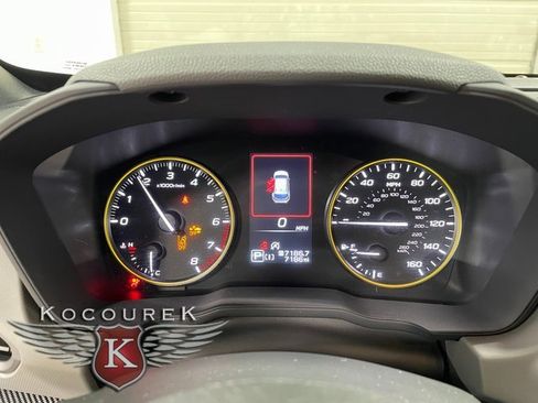 Certified 2025 Subaru Crosstrek 2.5i Sport w/ Crosstrek Mirror Package image 15