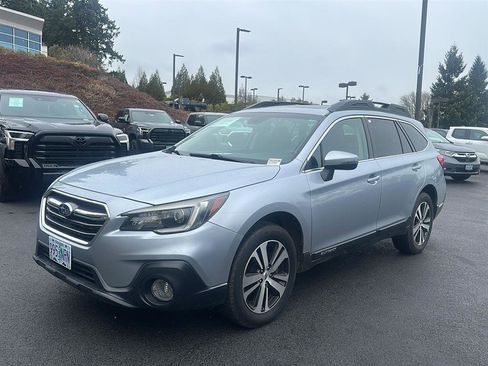 Used 2019 Subaru Outback 2.5i Limited image 4