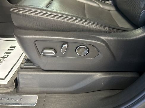 Used 2024 GMC Sierra 3500 Denali w/ Denali Reserve Package image 14