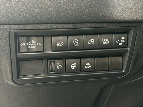 Used 2023 Toyota Tundra Limited w/ Power Package RWD image 14