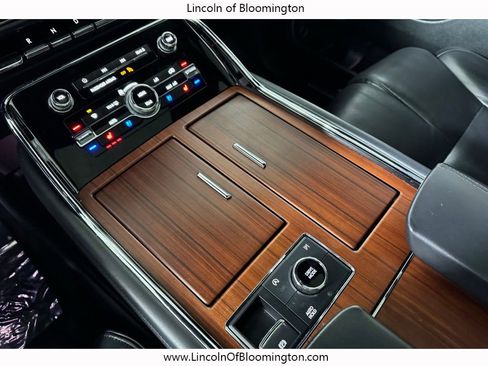 Used 2023 Lincoln Navigator L Reserve w/ Equipment Group 201A image 37