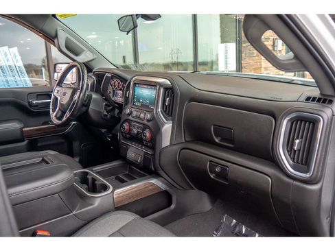 Used 2022 Chevrolet Silverado 1500 RST image 12