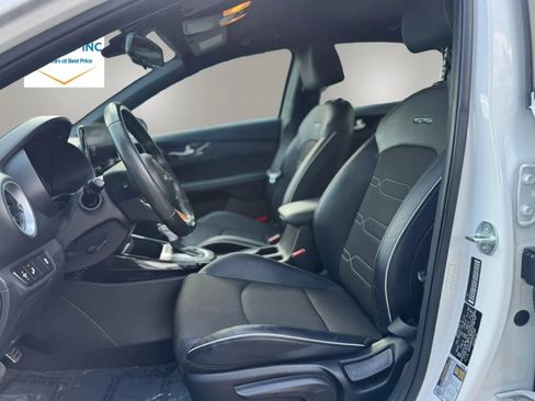 Used 2023 Kia Forte GT-Line w/ GT-Line Technology Package FWD image 11