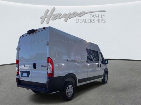 Used 2025 RAM ProMaster 2500 w/ Quick Order Package 22G SLT image 3