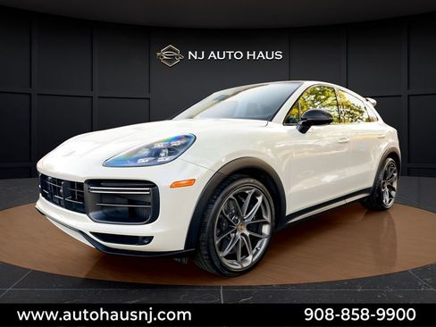 Used 2023 Porsche Cayenne Turbo GT AWD/4WD image 4