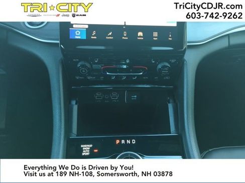 New 2025 Jeep Grand Cherokee Limited image 15