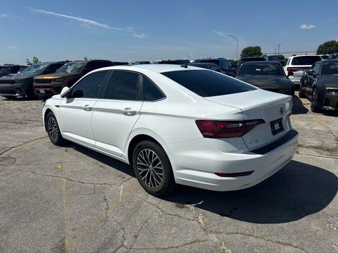 Used 2019 Volkswagen Jetta SEL w/ Cold Weather Package FWD image 8