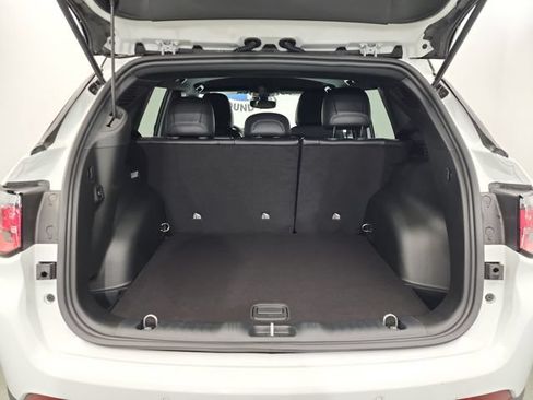 New 2026 Jeep Compass Limited AWD/4WD image 7