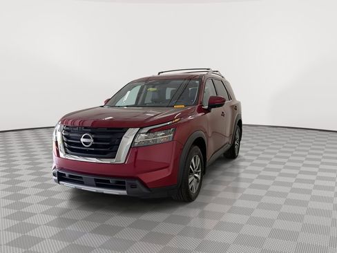Certified 2024 Nissan Pathfinder SL AWD/4WD image 5