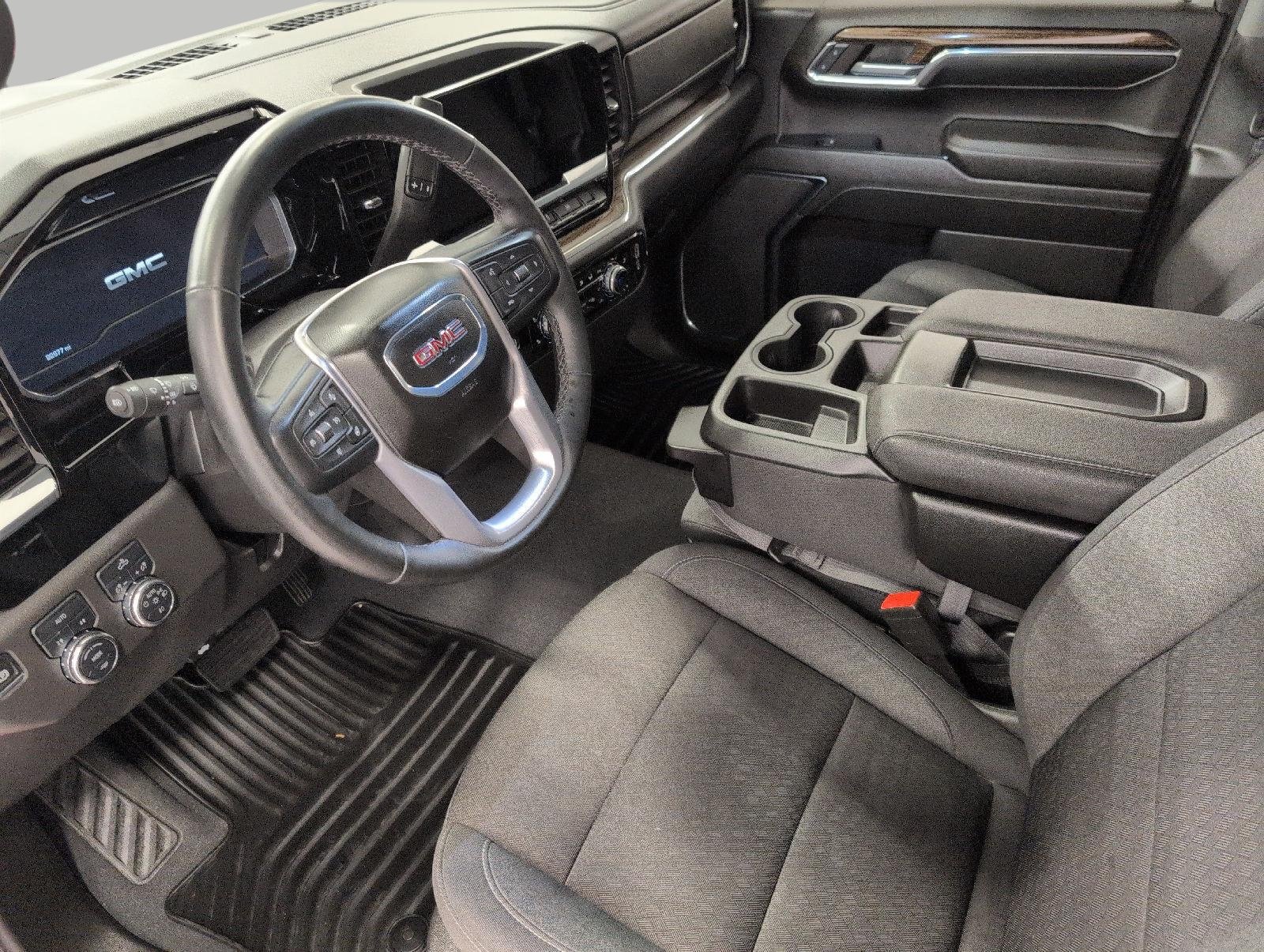 Used 2024 GMC Sierra 1500 Elevation AWD/4WD image 9