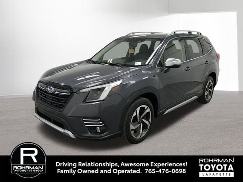 Used 2022 Subaru Forester Touring AWD/4WD image 2