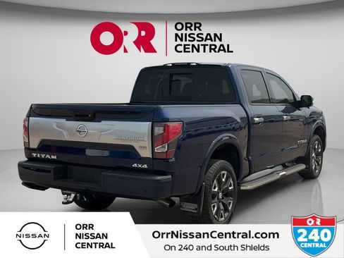 Used 2021 Nissan Titan Platinum Reserve w/ Moonroof Package AWD/4WD image 5
