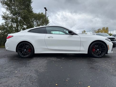 Used 2024 BMW 440i xDrive Coupe w/ Premium Package image 8