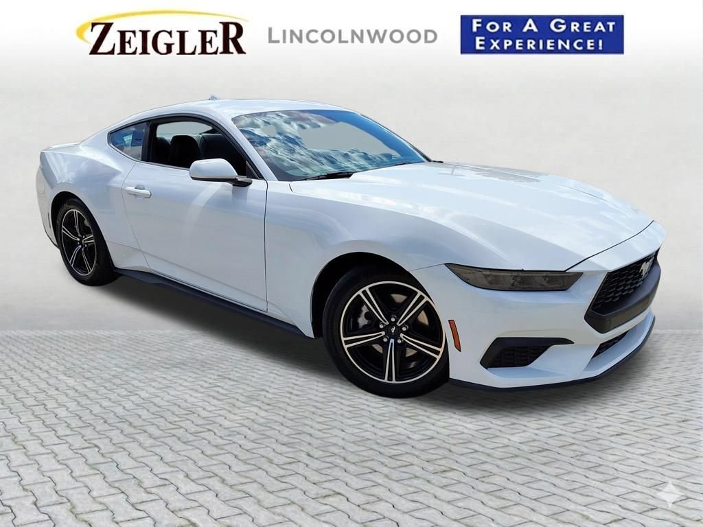 Used 2025 Ford Mustang Premium RWD image 2