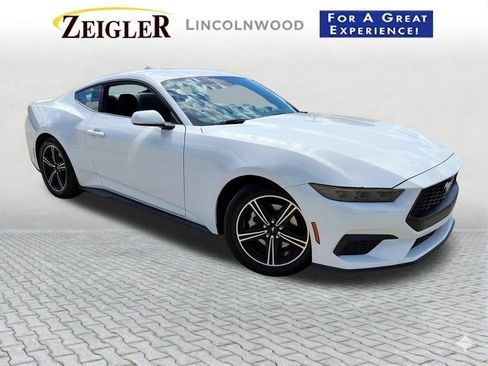 Used 2025 Ford Mustang Premium RWD image 2