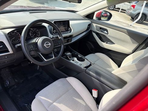 Used 2023 Nissan Rogue SV FWD image 14