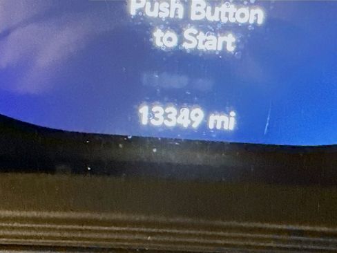 Used 2025 Jeep Wrangler Sahara image 19