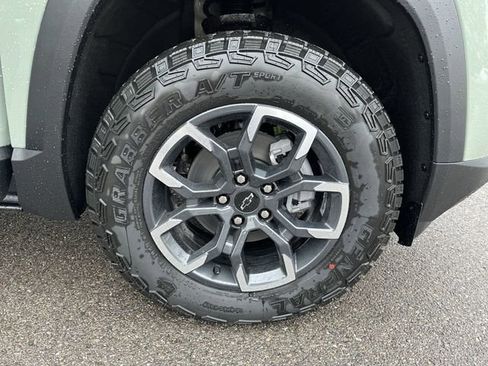 New 2026 Chevrolet Equinox ACTIV w/ Convenience Package III image 20