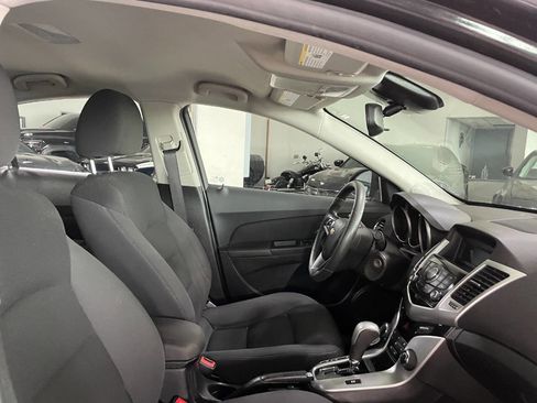 Used 2016 Chevrolet Cruze LT image 26