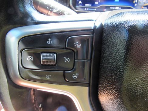 Used 2025 Chevrolet Silverado 2500 LTZ w/ LTZ Premium Package AWD/4WD image 29