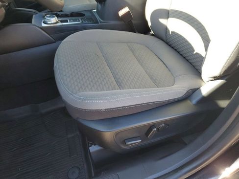 Used 2022 Ford Escape SE w/ Convenience Package image 19